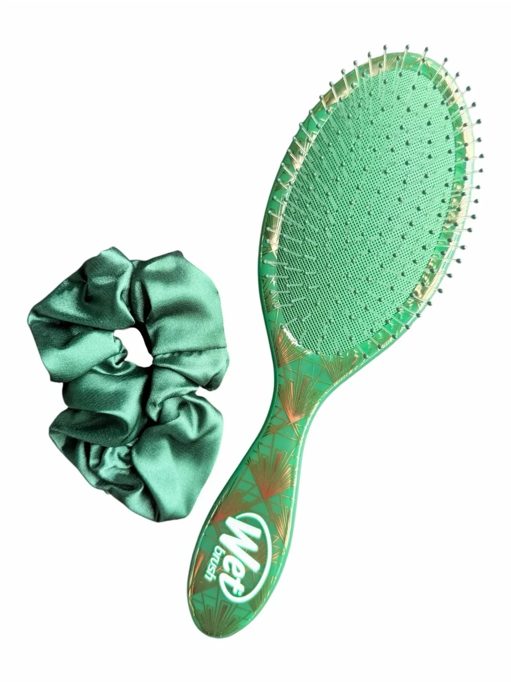 Wet Brush x Wicked Totally Ozmopolitan Detangler & Satin Scrunchie NIB